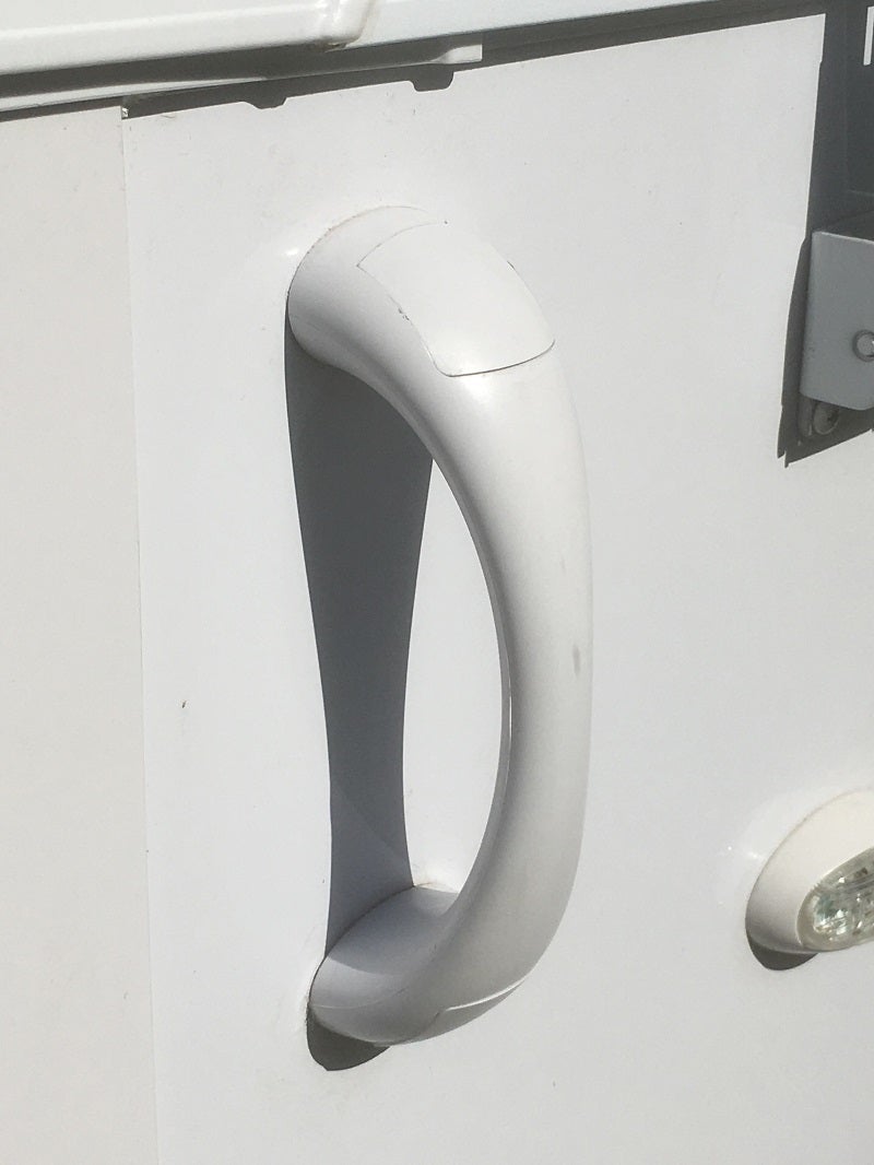 White Plastic Grab Handle – Coast to Coast RV