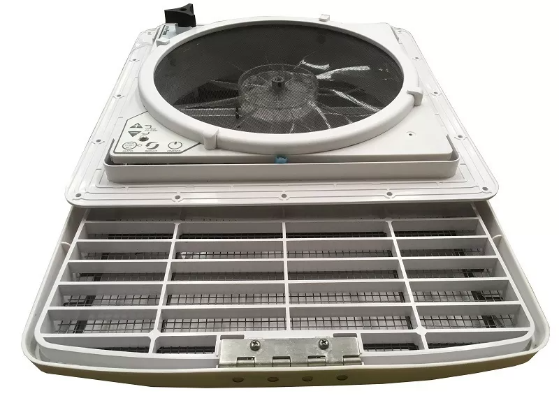 Maxxfan Deluxe - Smoke Rain Dome, T/Stat, Power Lift and Remote. 356x356mm